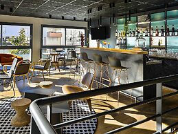 Ibis Annecy Cran Gevrier Hotel