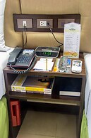 Microtel by Wyndham Mall of Asia