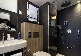 Les Plumes Hôtel Paris