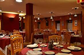 Hotel y Apartamentos Vilagaros