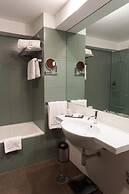 Porto Trindade Hotel