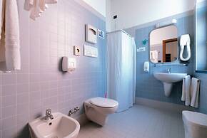Open011 - Hostel