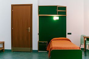 Open011 - Hostel