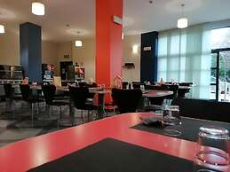 Open011 - Hostel