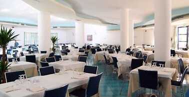 Hotel Club Cala Longa