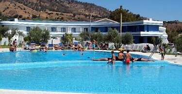 Hotel Club Cala Longa