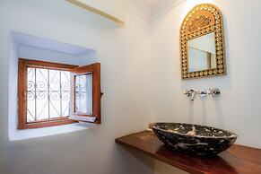 Hotel Blanco Riad