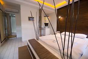 Element Suites