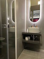 Hotel Iris