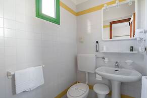 Hotel Iris