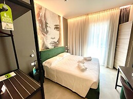 Hotel Iris