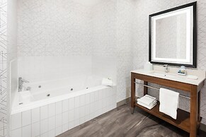 Four Points by Sheraton Calgary Airport