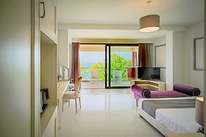 Balcony Hotel - Adults Only