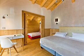 Hotel Alpina