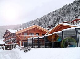 Hotel Alpina