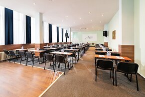 Hotel Plus