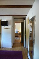 Lanthotell Lögnäs Gård