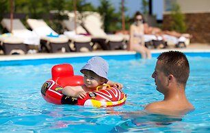 Blue Waves Resort
