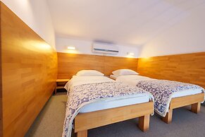 Hotel Oleander - Oleander Resort.