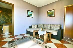 Apartments Tati