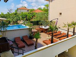 Apartments Tati