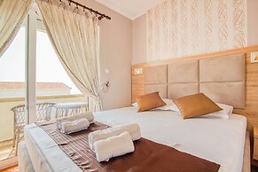 Apartments Tati