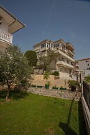 Apartments Tati