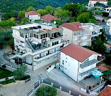 Apartments Tati