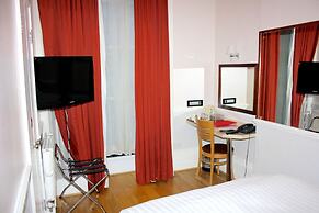 Rhodes Hotel