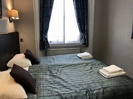 Rhodes Hotel