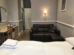 Rhodes Hotel