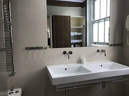 Rhodes Hotel