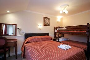 Rhodes Hotel