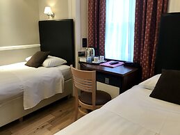 Rhodes Hotel