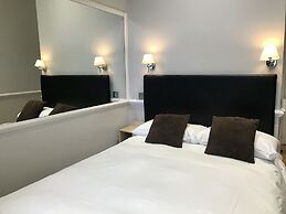 Rhodes Hotel