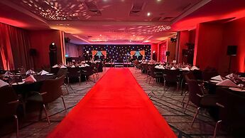 Crowne Plaza Reading by IHG