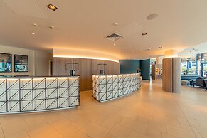 Crowne Plaza Reading by IHG