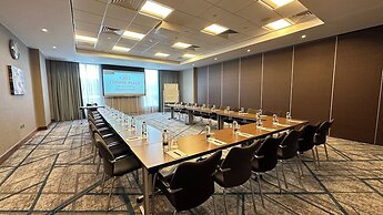 Crowne Plaza Reading by IHG