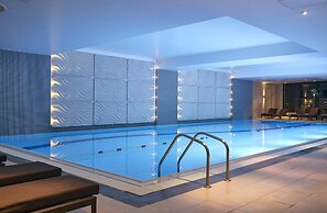 Crowne Plaza Reading by IHG