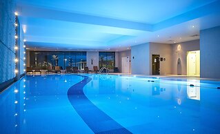 Crowne Plaza Reading by IHG