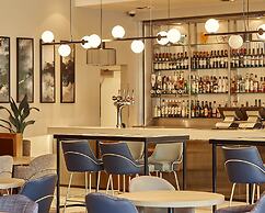 Crowne Plaza Reading by IHG