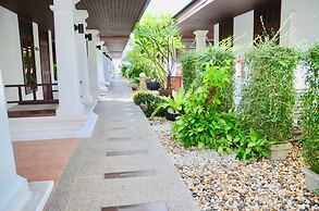 Al's Resort