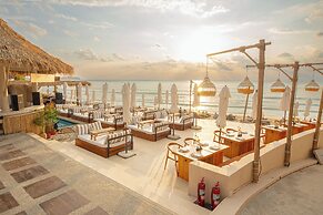 Al's Resort