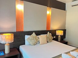 Al's Resort
