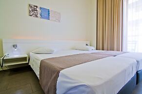 Atlantis City Hotel