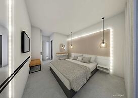 Atlantis City Hotel