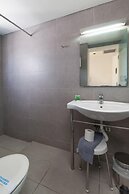 Atlantis City Hotel