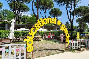 Hu Norcenni Girasole Village