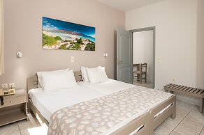 Niriis Hotel