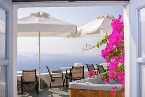 Alexander's Suites